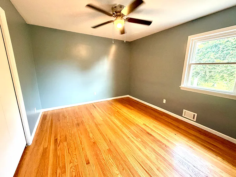 4111 Caven Ct — Photo 9