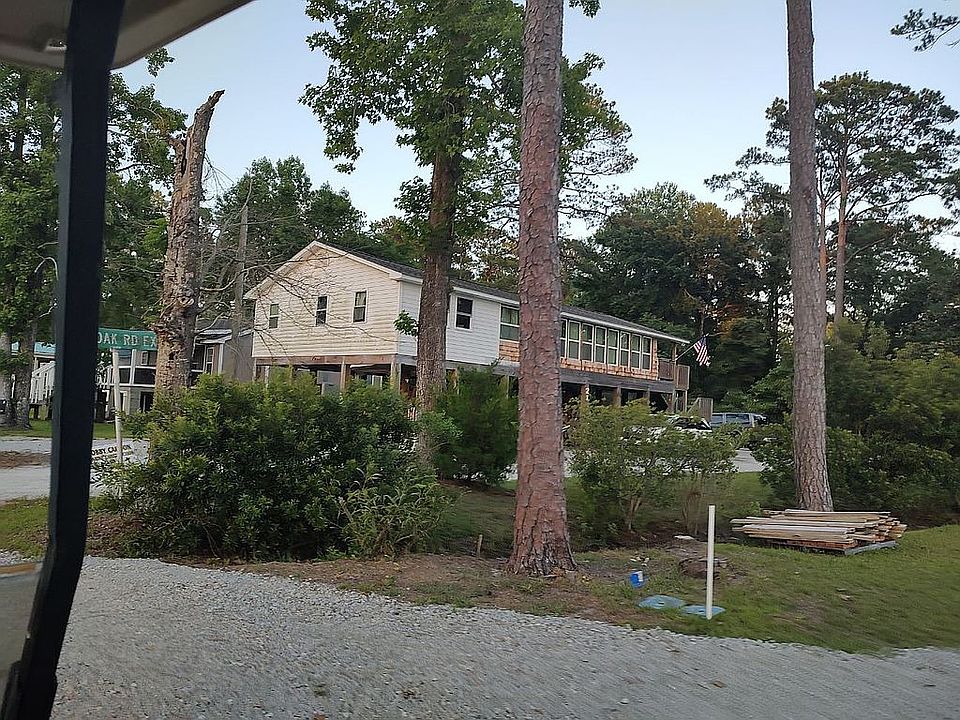2nd image of 21 Live Oak Rd