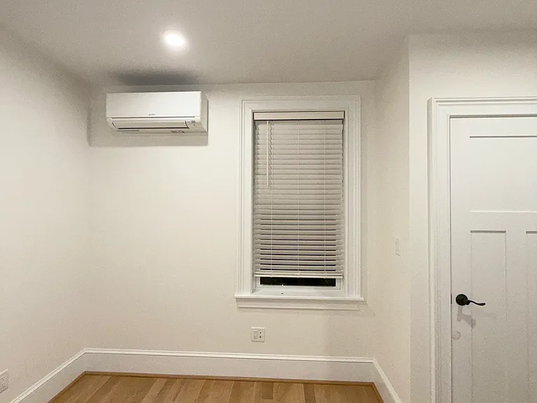 7 Victoria St #1 — Photo 8