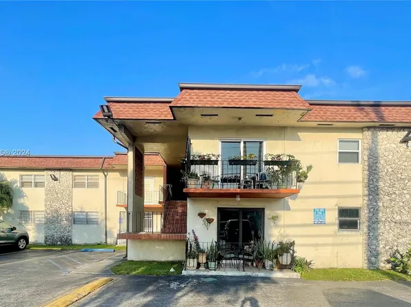 1225 W 35th St APT 50A, Hialeah, FL 33012