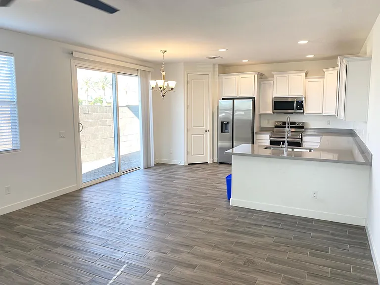 5459 S Dillon Cir — Photo 5