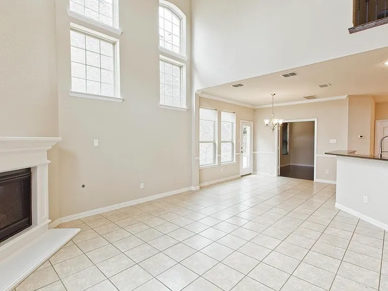 9801 Lightcatcher Dr — Photo 2