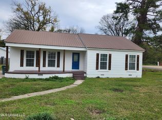 111 E 15th St, Yazoo City, MS 39194