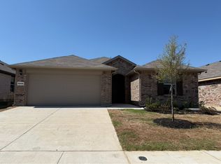 16449 Severn Ln, Justin, TX 76247