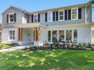 7844 N Boyd Way, Fox Pt, WI 53217