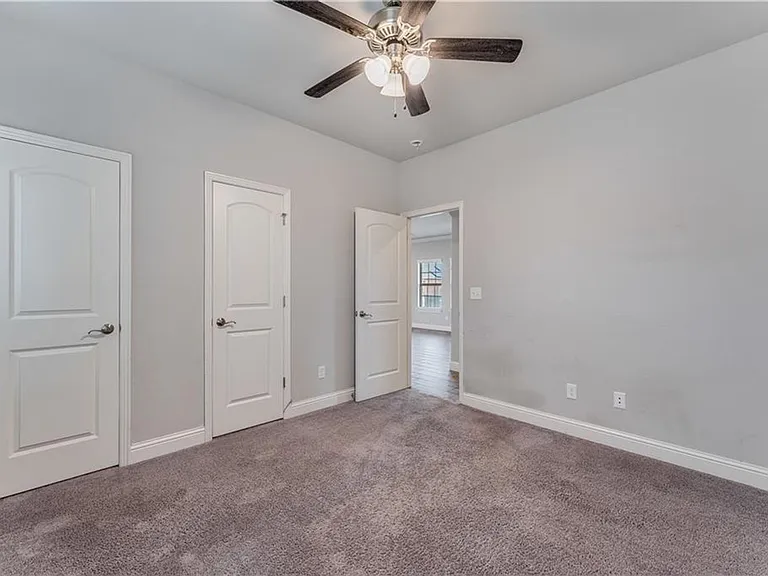 582 Quartz Way — Photo 16