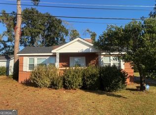 905 Carver Dr, Fort Valley, GA 31030