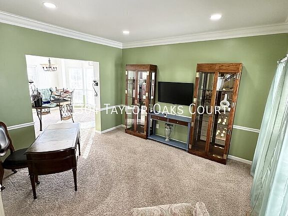 4th image of 11304 Taylor Oaks Ct