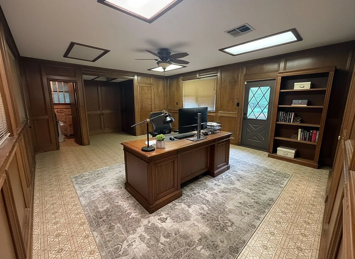 3 bed, 2.5 bath, 1978 sqft, $2,175 — Photo 4