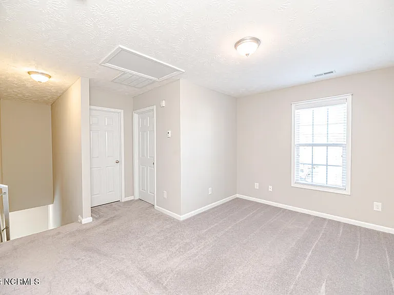 151 Ivy Stone Dr — Photo 16