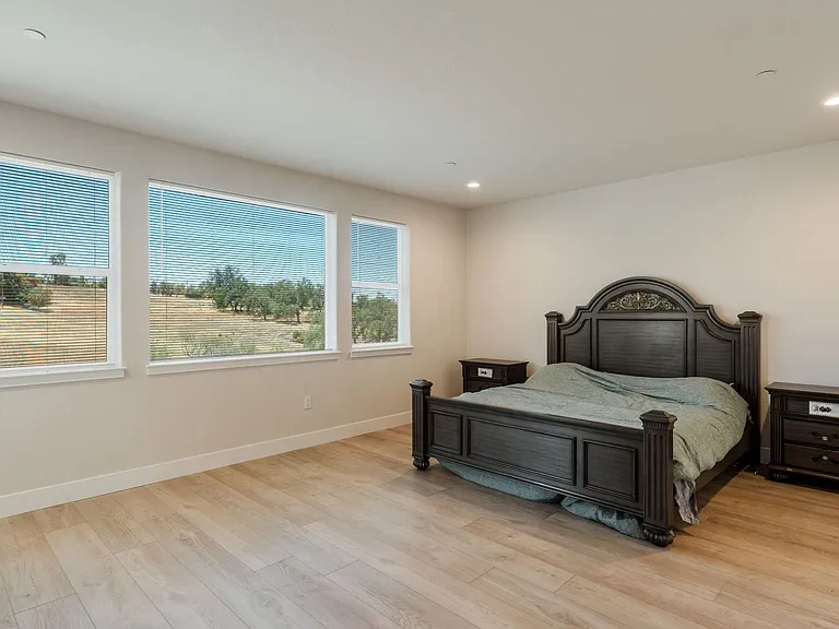 1342 Wheeler Peak Ct — Photo 22