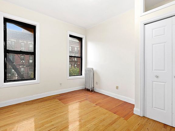 3rd image of 505 W 122nd St APT 53