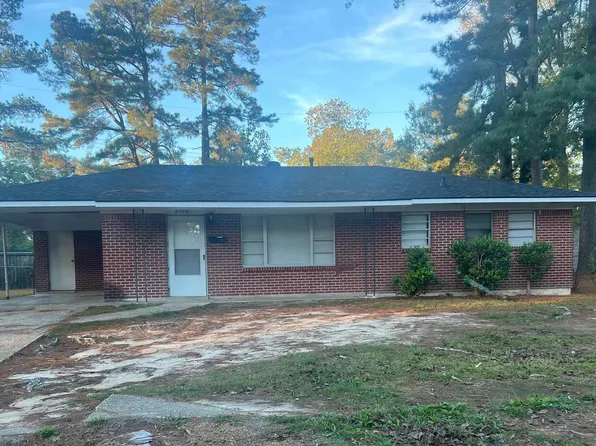 2104 Helena St, El Dorado, AR 71730