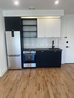 Rented by Aron Fried, LREB | media 7