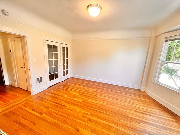 4th image of 700 Steiner St APT 203