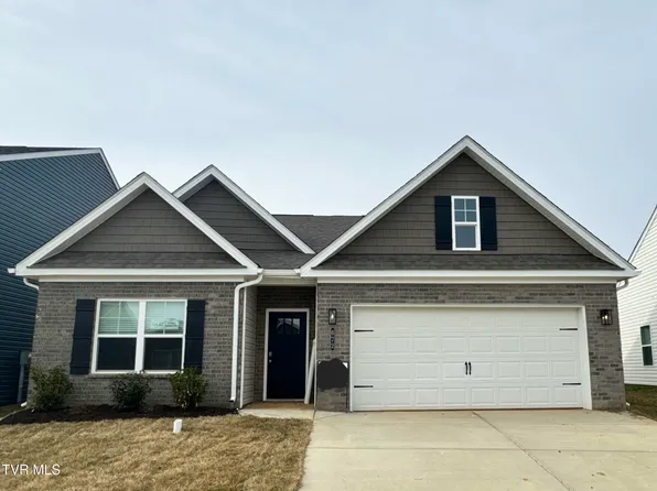 672 Saint Andrews Dr, Kingsport, TN 37664