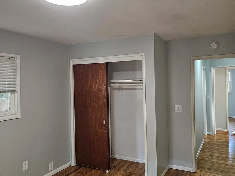 5339 SE 62nd Ave — Photo 6