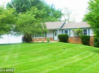 1008 Orchard Dale Dr, Sykesville, MD 21784