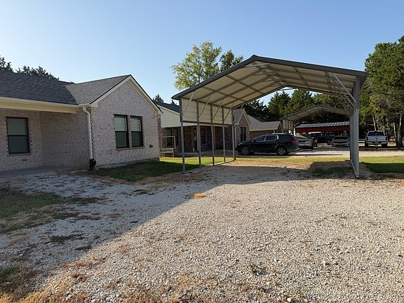 2nd image of 4392 Old Sadler Rd