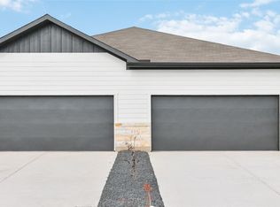 943 Staglin St, Buda, TX 78610