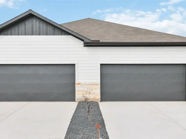 1020 Staglin St, Buda, TX 78610