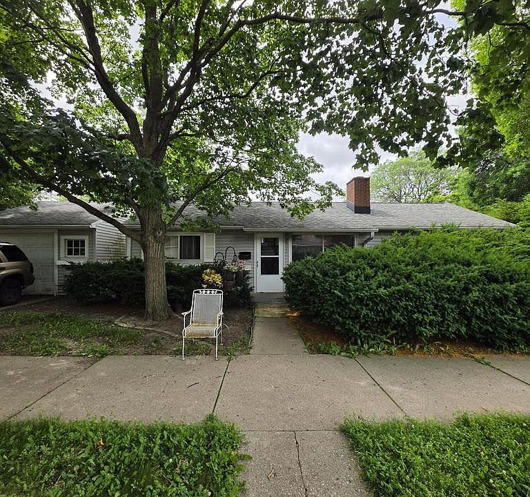 1st image of 8329 W Auer AVENUE