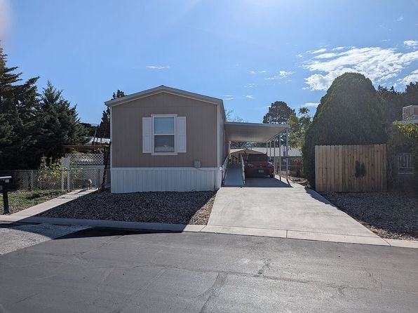 604 Horseshoe Trl SE