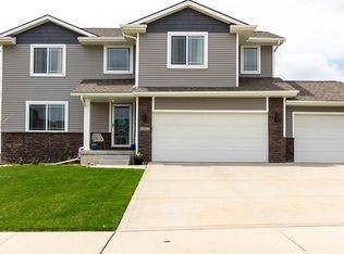 1512 NW Rockcrest Rd, Ankeny, IA 50023