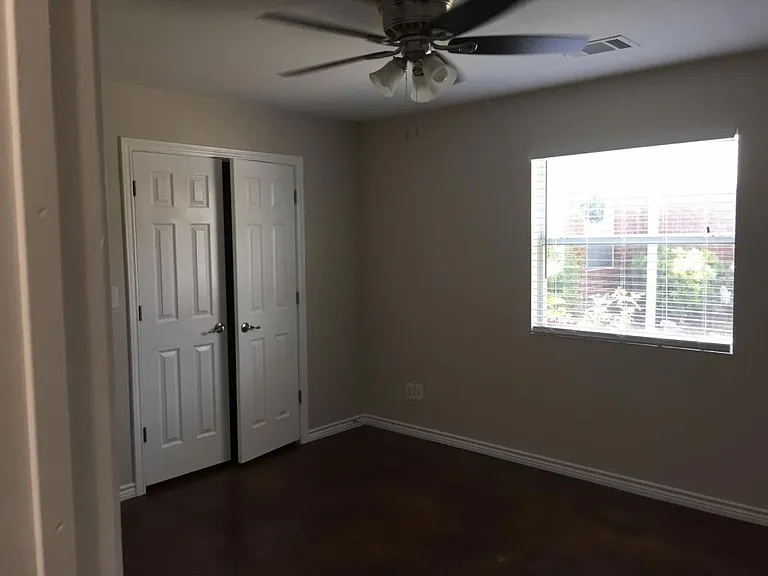 2203 Ridgeview — Photo 4