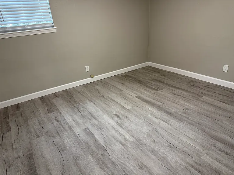 3417 Rainey Rd — Photo 18