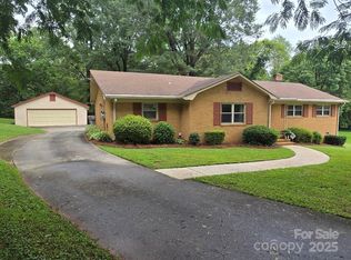 9517 Gregory Pl, Charlotte, NC 28227