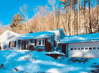 16 Olanyk Dr, Sunderland, MA 01375