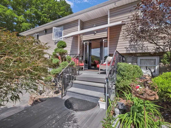 213 Orrs Mills Road, Salisbury Mills, NY 12577