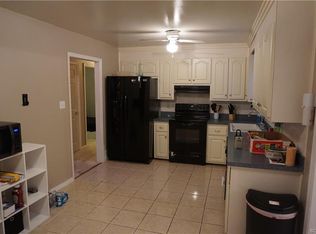 20112 Woodpecker Rd, South Chesterfield, VA 23803