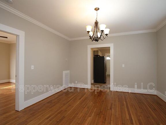 5th image of 235 S Hampton Dr