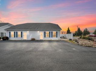 7 N Schooner Point Dr, Port Clinton, OH 43452