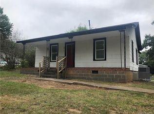 327 E Catawba Ave, Mount Holly, NC 28120