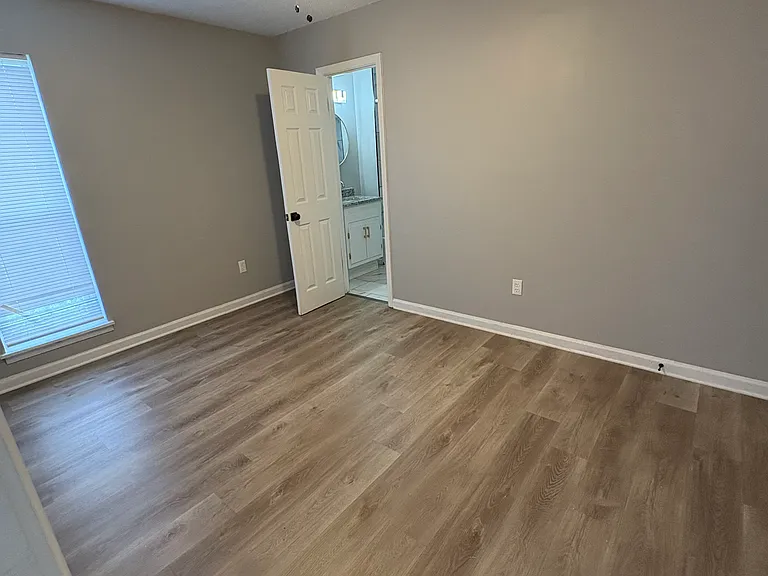 1005 Roy Pugh St — Photo 9