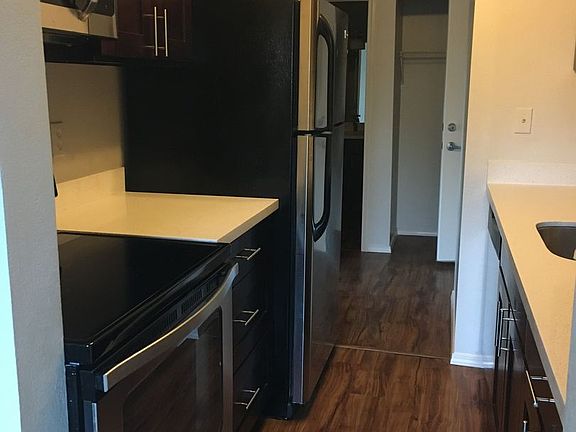 4th image of 6511 Rainier Ave S #302