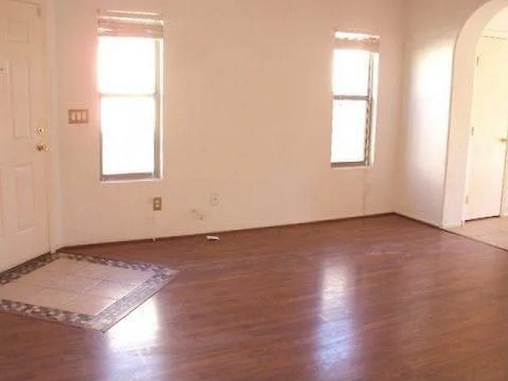 3 bed, 1452 sqft, $1,800 — Photo 3