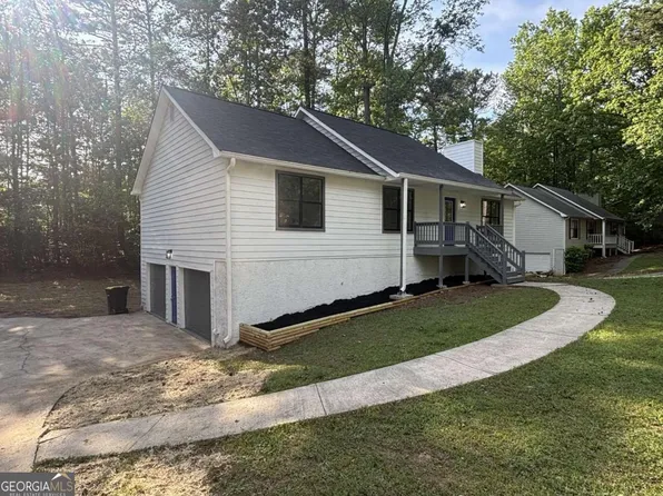 600 Mary Erna Dr, Fairburn, GA 30213