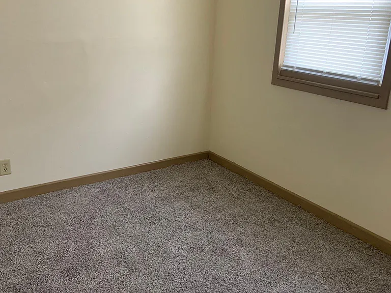 4634 Cameron Ave — Photo 9