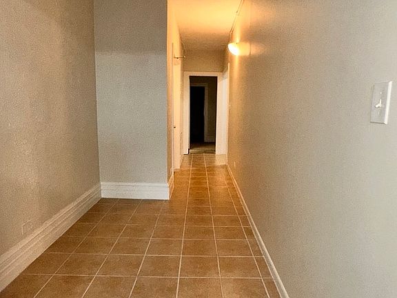 5th image of 712 E Kensington Rd #2
