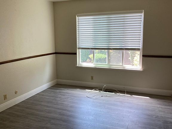 2nd image of 1089 Maraschino Dr