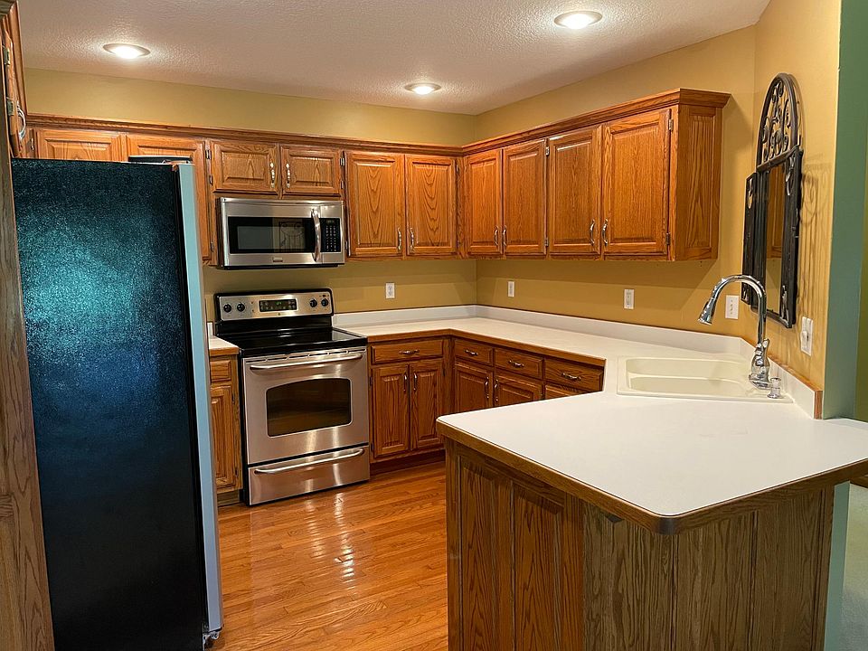 Kitchen with stainless steel appliances