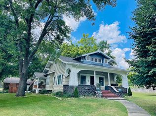 601 N Summit St, Girard, KS 66743
