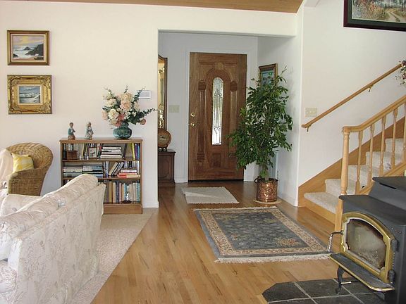4th image of 3319 Cedar Ln