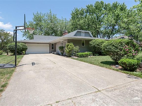 2nd image of 53 Brockway Dr