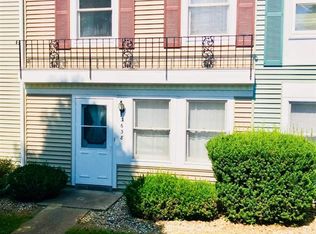 3638 N Sandia Dr #40, Peoria, IL 61604