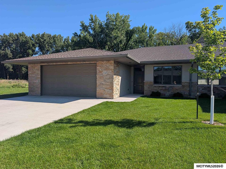 1st image of 532 River Bend Ct